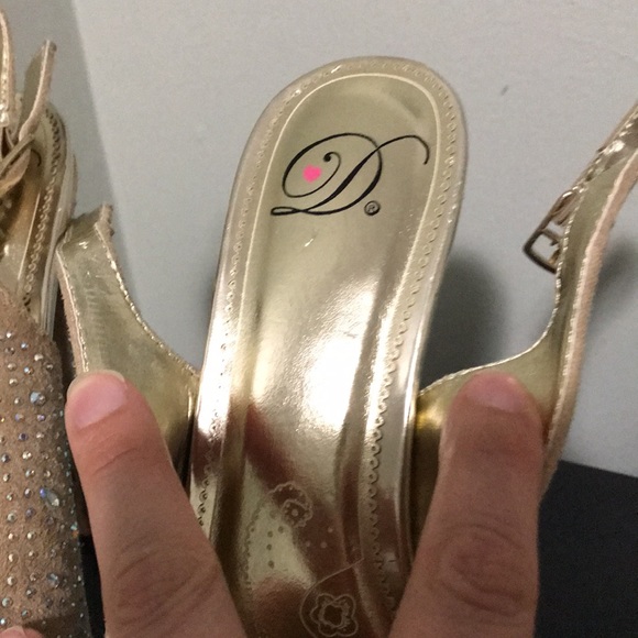 Gold Heart In D Pretty Aurora Borealis Sequence Platform Spiked 6”Heel T… - Picture 8 of 10